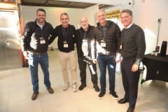 Marcio-Dias-da-TEGRA-Daniel-Nicolas-da-FR-Instalacoes-Paulo-Oliveira-da-ARATAU-Ewerton-Bonetti-da-ROCONTEC-e-Joao-Mattei-da-BN-Engenharia